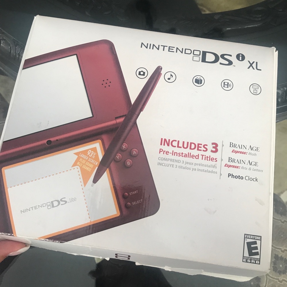 Nintendo DSi XL